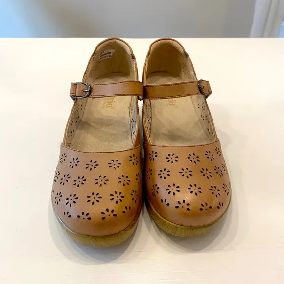 Alegria Women's Brown‎ Perforated Leather Rene Cognac Mary Jane Shoes US Size 10