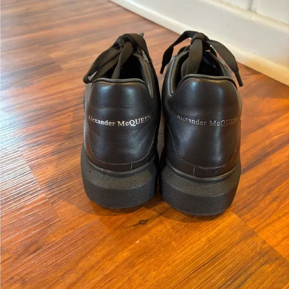 Alexander McQueen Oversized Leather Platform Sneakers Black 39