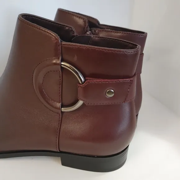 Alfani Avvia Leather Closed Toe Ankle Fashion Boots 8.5 Dark Brown