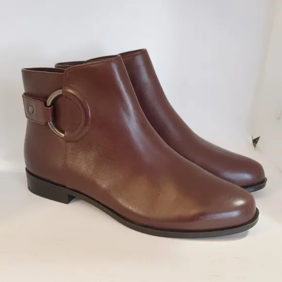 Alfani Avvia Leather Closed Toe Ankle Fashion Boots 8.5 Dark Brown