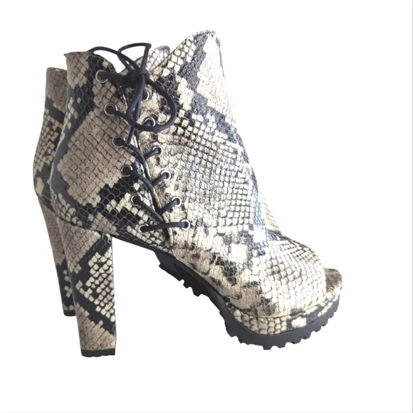 Allsaints 10cm Reptile Effect Leather MICHELA Ankle Bootie.. Size EU 39...US 8
