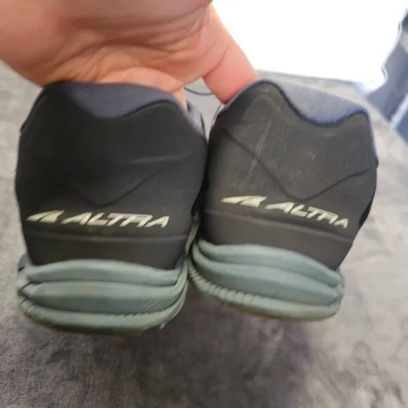 Altra mens shoes size 13