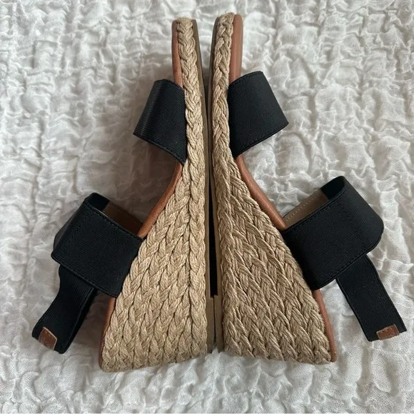André Assous Allison Elastic Wedge Sandals Black Size 9