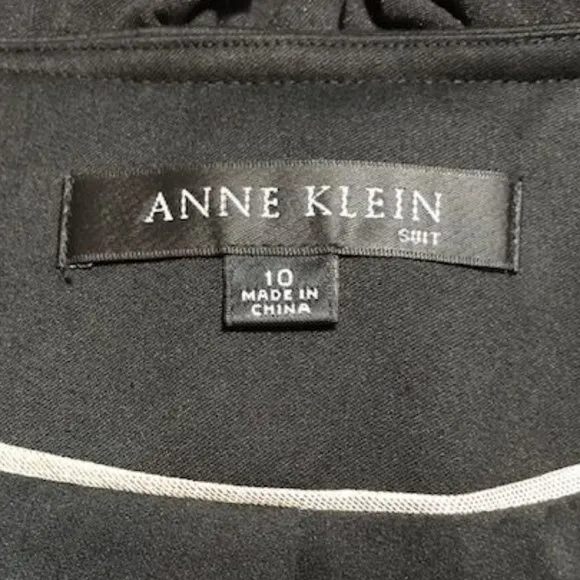 Anne Klein Le Louvre Obsidian Ruffle Lapel Jacket