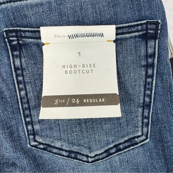 ANTHRO PILCRO High-Rise Bootcut Jeans with Button Details - Sz 24