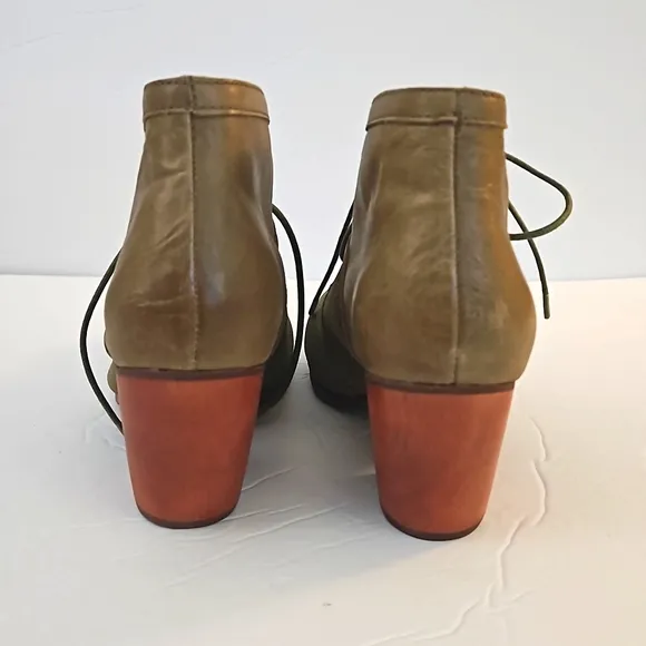Anthropologie Latigo Soleil Lace-up Wooden Heels Leather Suede Green 9.5M NEW