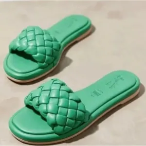 Anthropologie Seychelles Women Puffy Woven Green Preppy Slide Sandals Sz 7.5