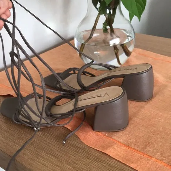 Anthropologie x Vicenza Love Struck Square Toe Wrap Heels Sandals size 11