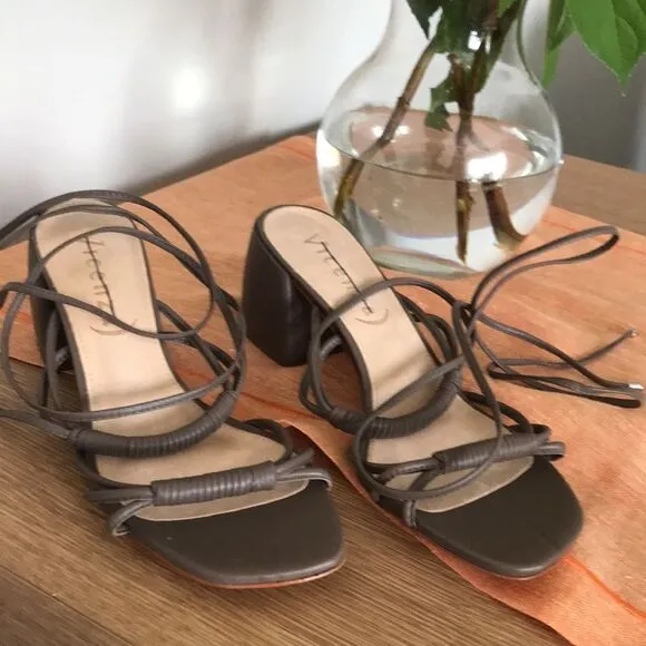 Anthropologie x Vicenza Love Struck Square Toe Wrap Heels Sandals size 11