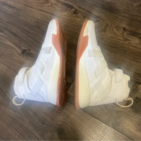 APL Super Future High Top Bootie Men’s Size 6.5 Basketball Shoes in White