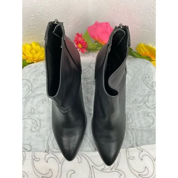 Aqua Women’s Dante Leather Almond Toe Ankle Fashion Boots/Black/Size 10