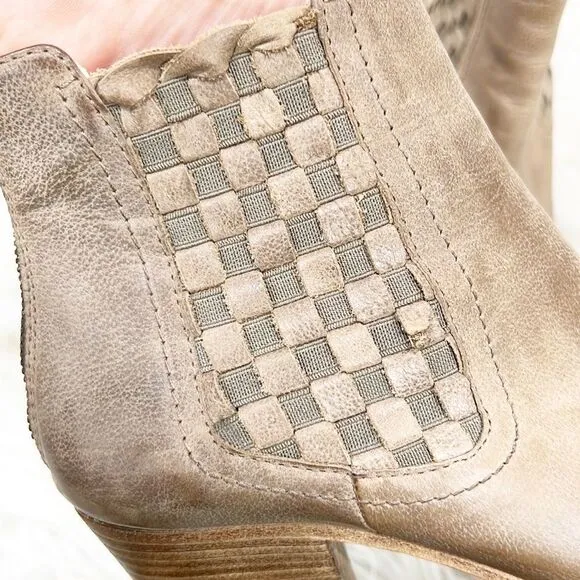 Aquatalia Frannie Woven Ankle Booties Boots 8