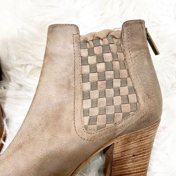 Aquatalia Frannie Woven Ankle Booties Boots 8