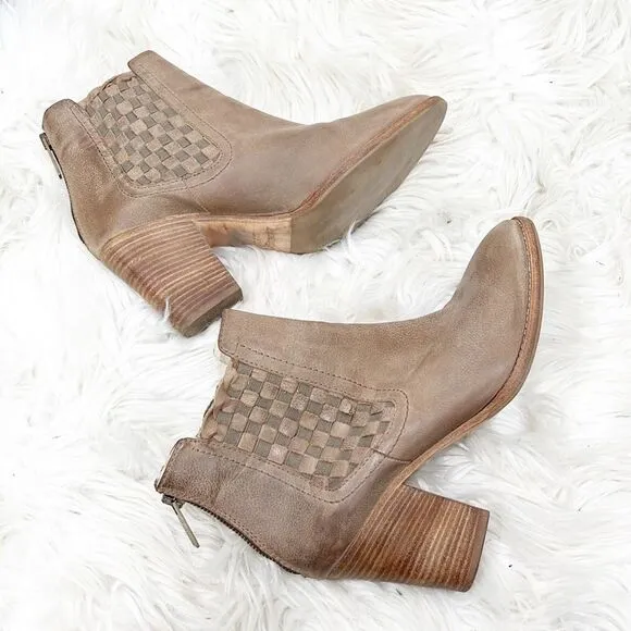 Aquatalia Frannie Woven Ankle Booties Boots 8
