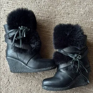 Australia Luxe Collective Black Shearling Fur-Trimmed Wedge Boots