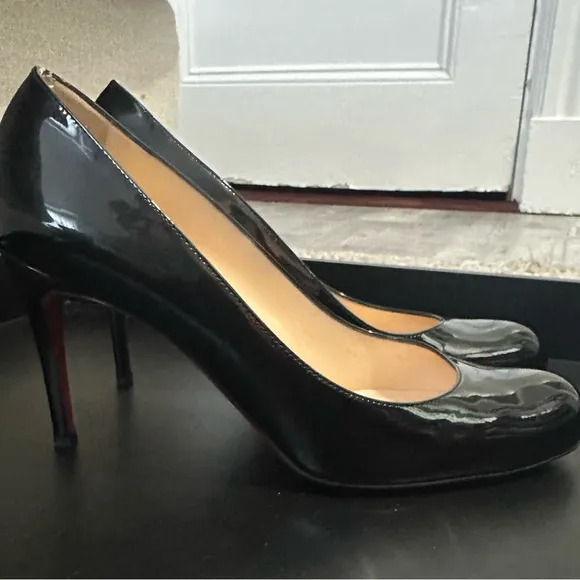 Authentic Christian Louboutin Black Patent Leather Simple Pumps 85mm Size 39