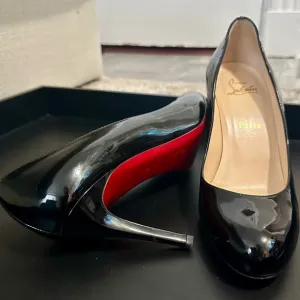 Authentic Christian Louboutin Black Patent Leather Simple Pumps 85mm Size 39
