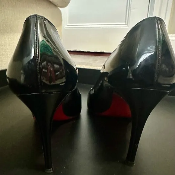 Authentic Christian Louboutin Black Patent Leather Simple Pumps 85mm Size 39