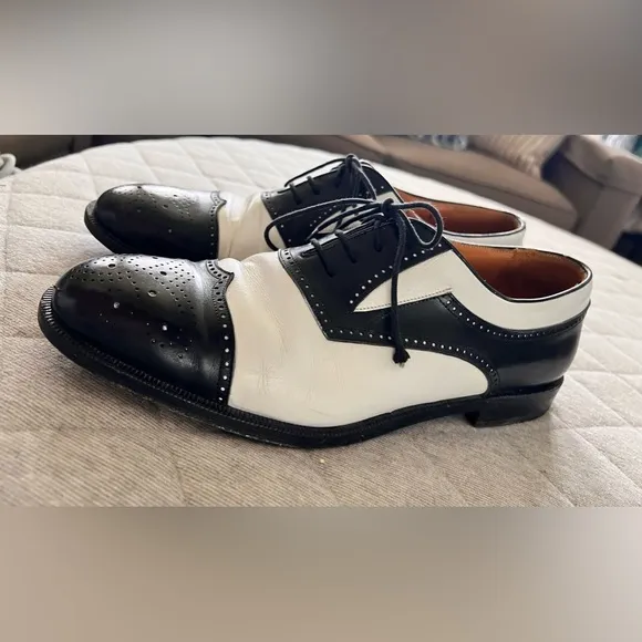 AVVENTURA Sz 9 Black &amp; White Brogue Vintage Leather Wingtip Lace up Oxford Shoes