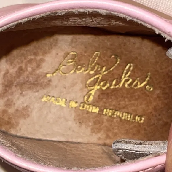 BABY JACKS LEATHER HI SHOE 17028 size 2 Vintage baby shoes in pink and cream.