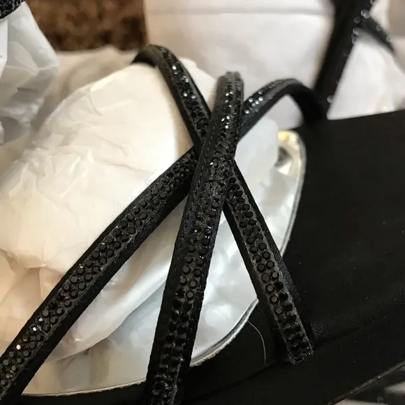 Badgley Mischka Frida Platform Sandal NIB