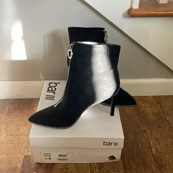 Bar lll stiletto black suede boots NEW in box size 11