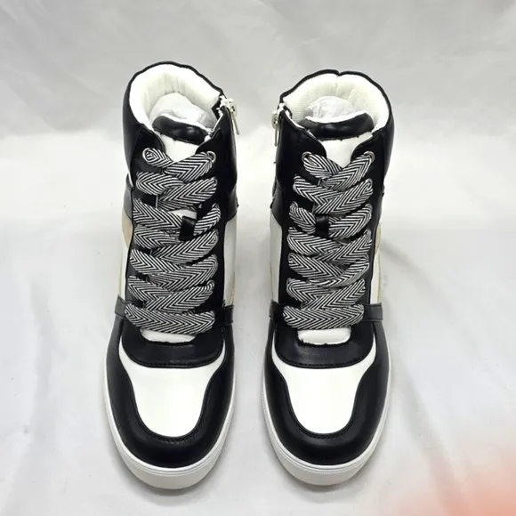 BCBGENERATION JANSY HIGH TOP SNEAKERS ZIP UP BLACK BRIGHT WHITE WOMENS 9 NIB