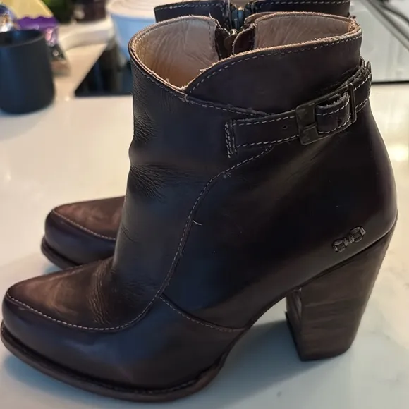 Bed Stu Isla Women’s Burgundy Leather Zipper Ankle &amp; Booties Size 9.5