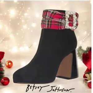 Betsey Johnson ISRIS Boot Red Plaid Trim Pearl Buckle READ DESCRIP…