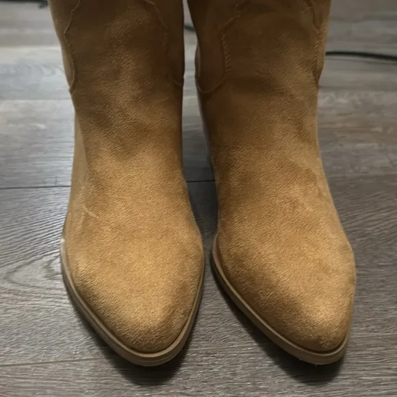 BILLINI Tan Faux Suede Knee-High Western Boots ~ NWOT