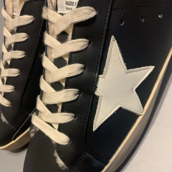 Black and White Athletic Shoes with Vintage Look Golden Sneakers  size 39