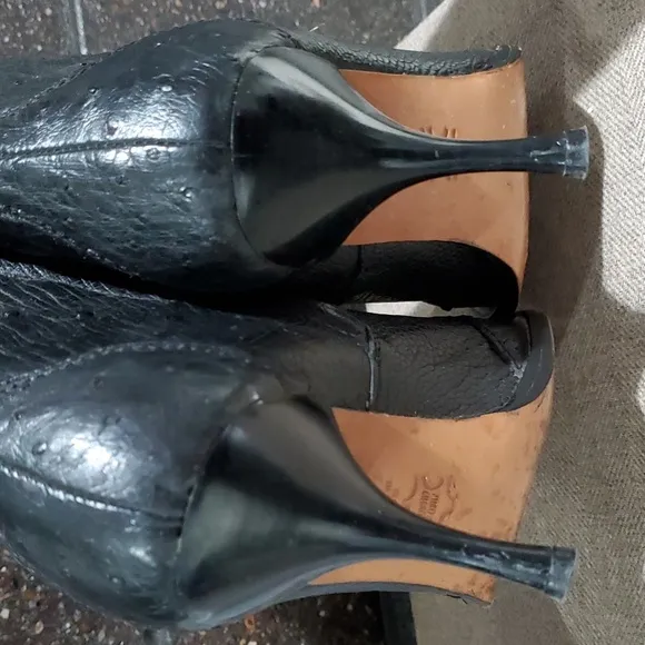 BLACK BOOTS COWGIRL GRETA BY ARANGO WESTERN POINTED TOE OSTRICH BOTAS