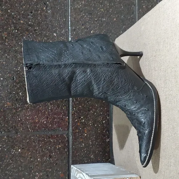 BLACK BOOTS COWGIRL GRETA BY ARANGO WESTERN POINTED TOE OSTRICH BOTAS