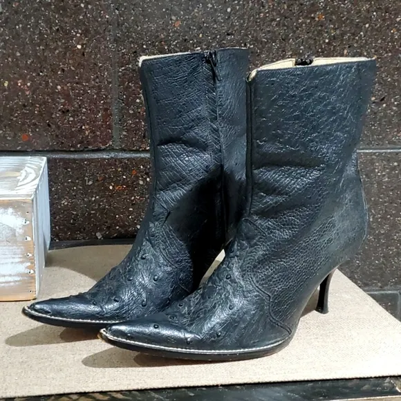 BLACK BOOTS COWGIRL GRETA BY ARANGO WESTERN POINTED TOE OSTRICH BOTAS