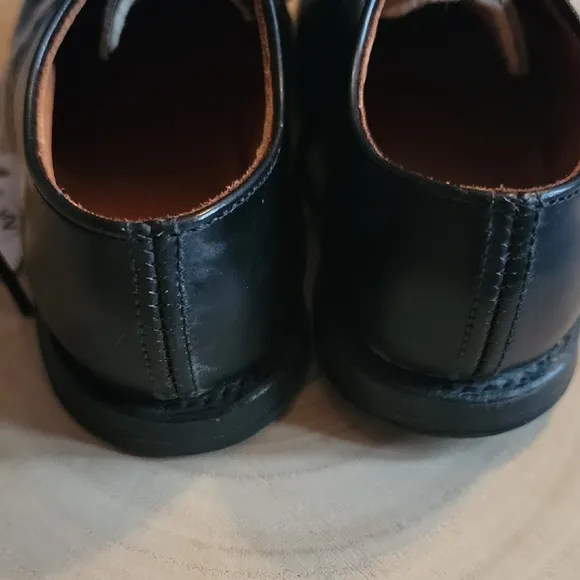 Black Leather Lace-Up Shoes By Poll Parrot