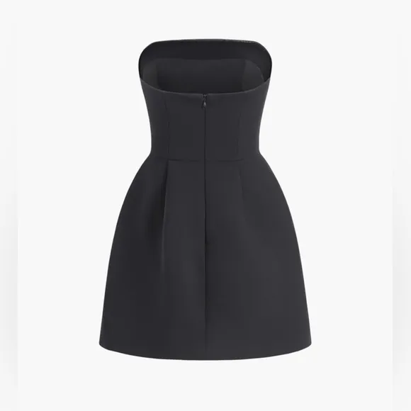 Black strapless mini dress premium, thick fully lined pocket front structured