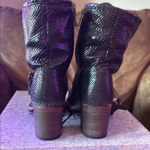 Black Textured Women's Boots