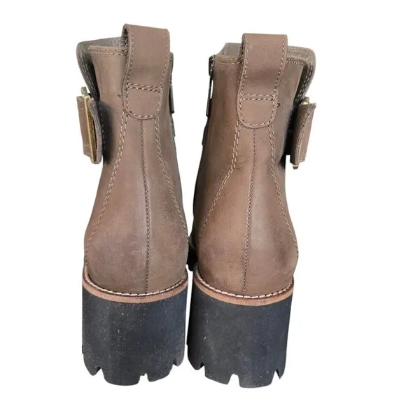 Blondo Waterproof Dagger Woman's Bootie Size 8.5 Sand Suede