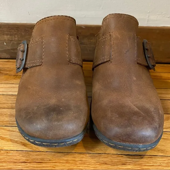 b.o.c. Born Concept Leather Mules Shoes, Cognac Brown, Clogs
