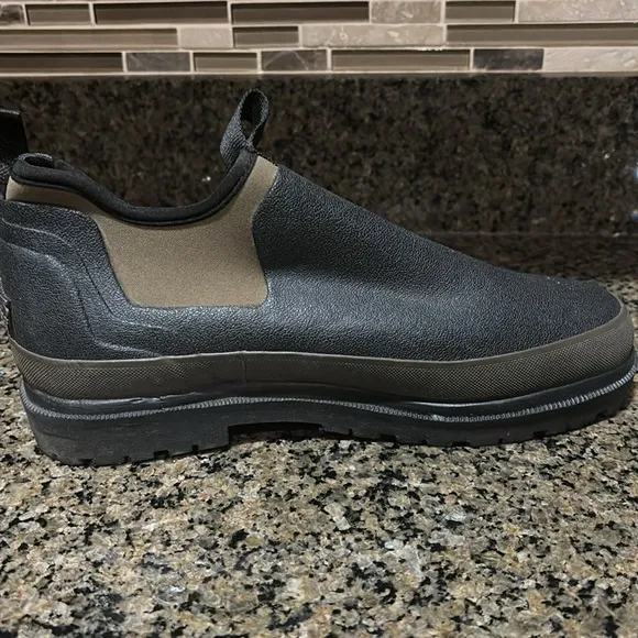 Bogs men’s Tillamook Bay slip on waterproof shoes