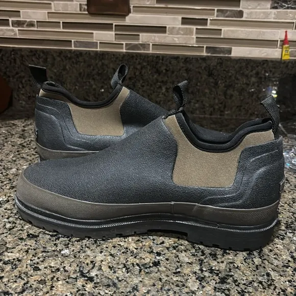 Bogs men’s Tillamook Bay slip on waterproof shoes