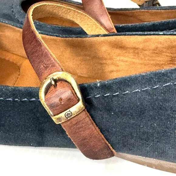 BORN Mary Janes Womens 8.5 Navy Velvet Leather Flats Classic Preppy Fairygoth