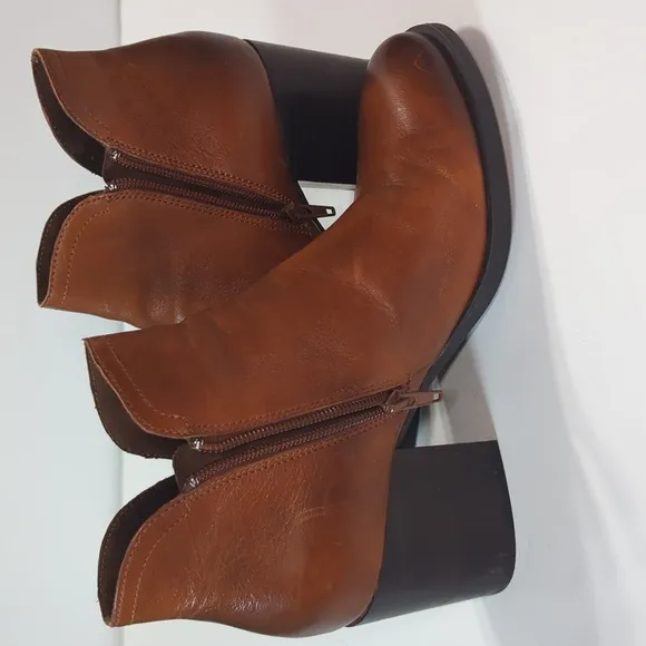 Born Olivia Women's Brown Leather Ankle Boots Size 9.5