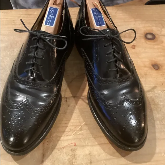Bostonian Classic Wing Tip Black Leather