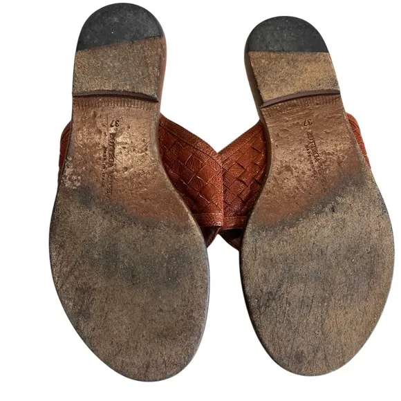 Bottega Veneta Sandals brown woven slides vacation spring summer size 37 or 7
