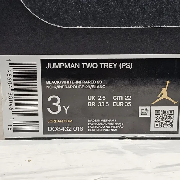 Boys Nike Shoes 3Y Jumpman Jordan Two Trey