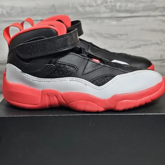 Boys Nike Shoes 3Y Jumpman Jordan Two Trey