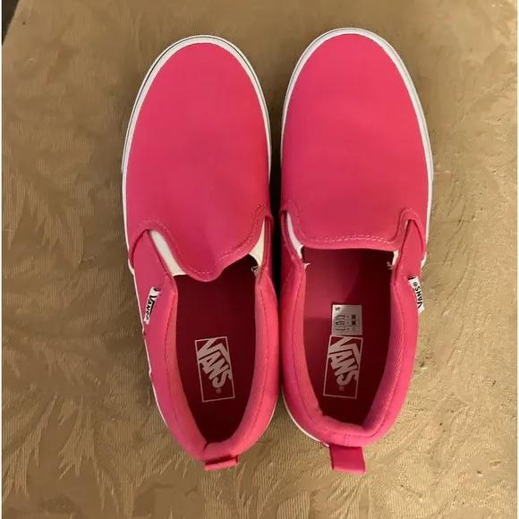 Brand new Kids Ashley Slip on Vans shoes
