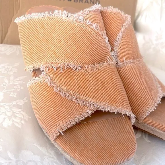 Brand New Lucky Brand Orange Washed Twill Madgie Espadrille Wedge Sandals