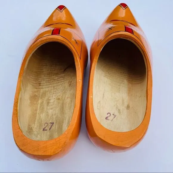Brand New Vintage Swedish Hand carved and hand painted Wooden Shoes Sz 27